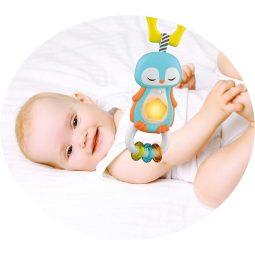 Clementoni - Sweet Pinguin Light & Melodies sonaglio luci e suoni per neonati prezzi bassi 2