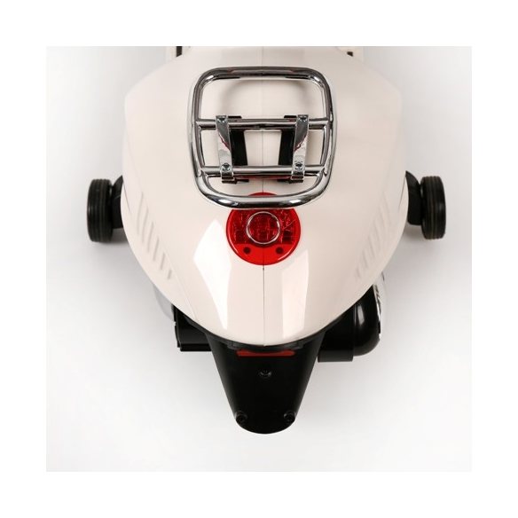 Vespa Piaggio 946 elettrica 12 volts per bambini dai 3 anni in su